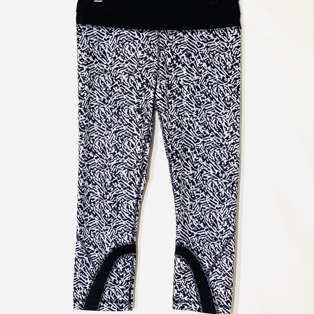 Lululemon Capri Tights